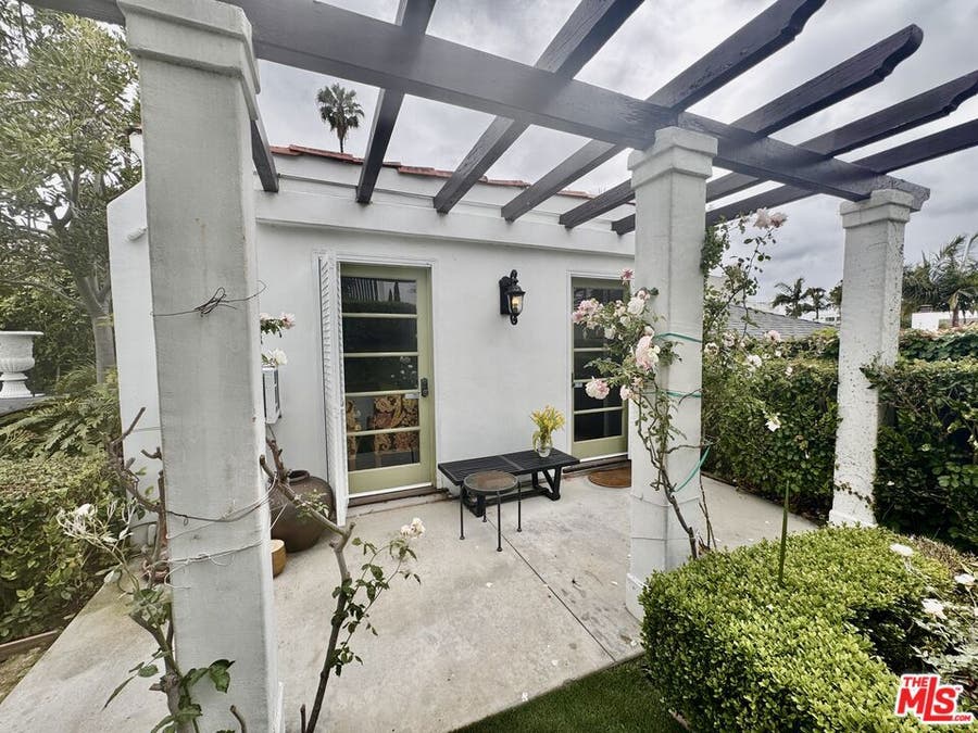 Property photo for 921 S Spaulding Avenue, #Guest, Los Angeles, CA