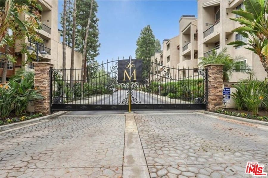 Property photo for 21520 Burbank Boulevard, #313, Woodland Hills, CA