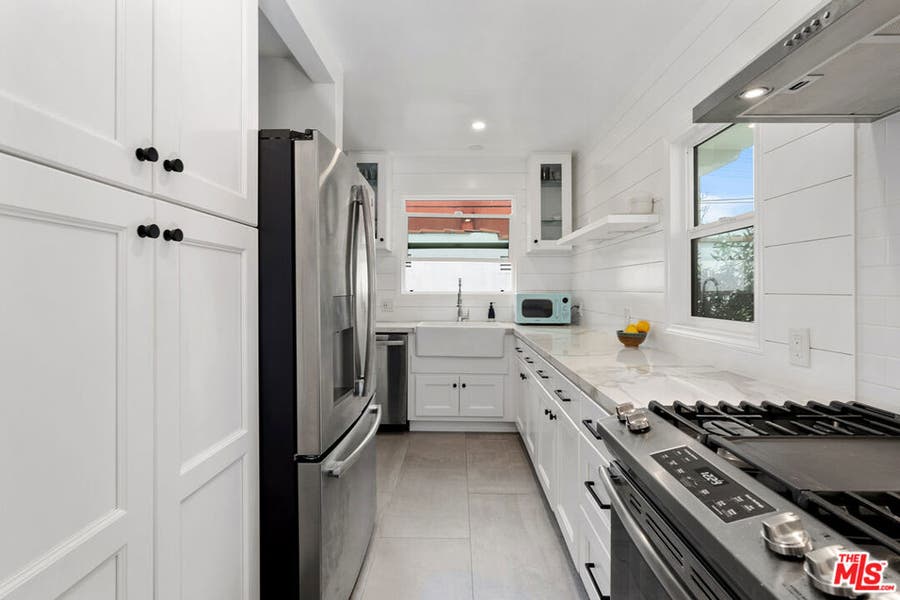 Property photo for 8472 Oakwood Avenue, Los Angeles, CA