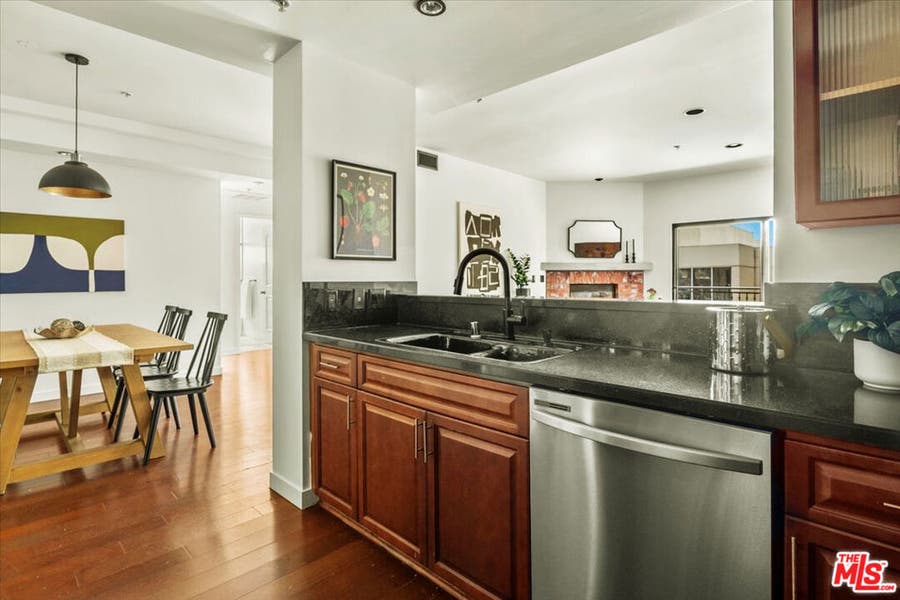 Property photo for 417 S Westmoreland Avenue, #404, Los Angeles, CA