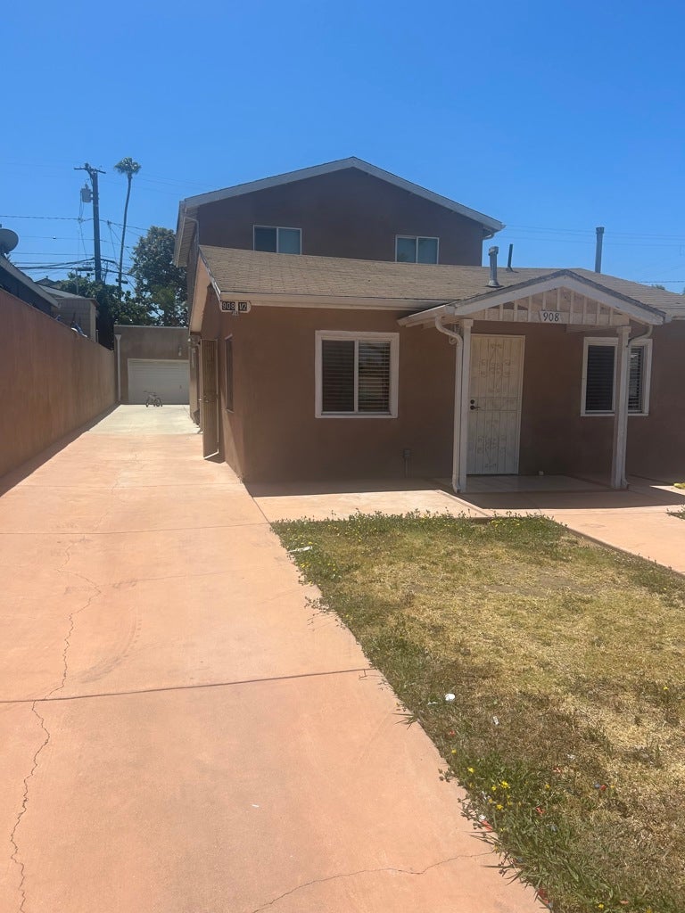 Property photo for 908 E Brett Street, Inglewood, CA