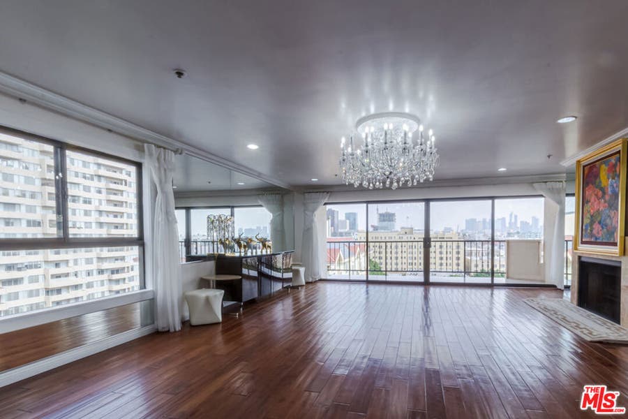 Property photo for 727 S Ardmore Avenue, #906, Los Angeles, CA