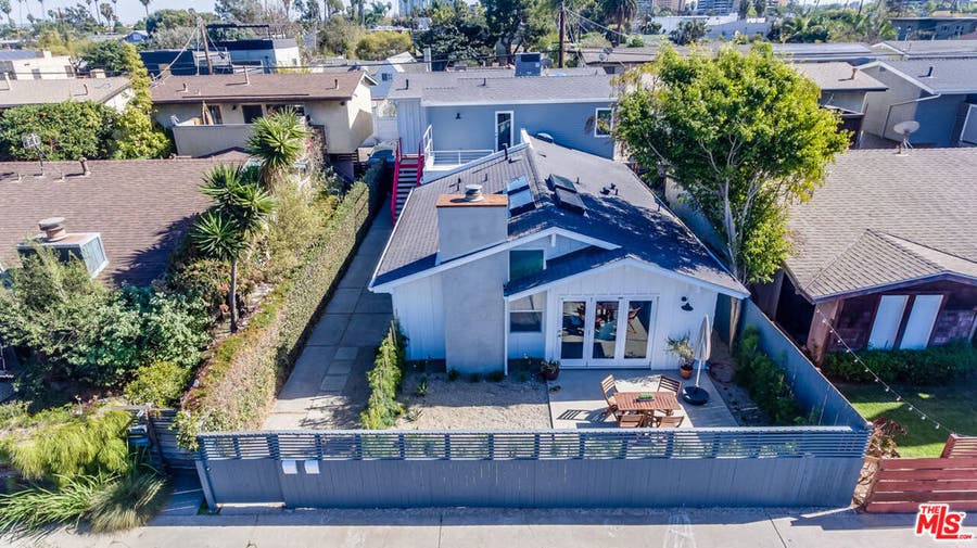 Property photo for 610 Victoria Avenue, #B, Venice, CA