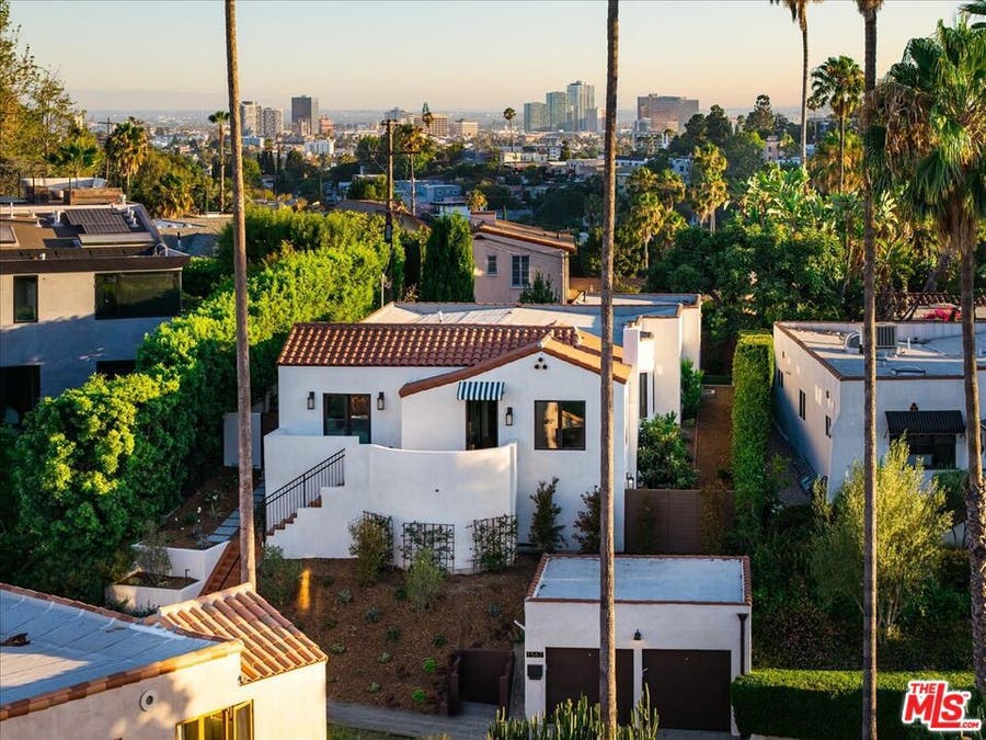 Property photo for 1565 Murray Circle, Los Angeles, CA