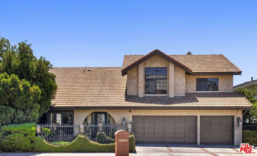 Property photo for 8000 Oceanus Drive, Los Angeles, CA