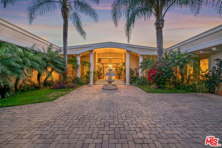Property photo for 1575 Alexis Place, Beverly Hills, CA