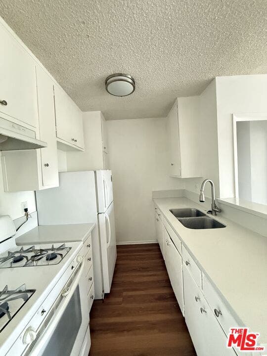 Property photo for 145 S Mariposa Avenue, #302, Los Angeles, CA