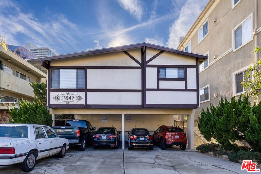 Property photo for 11842 Goshen Avenue, #5, Los Angeles, CA