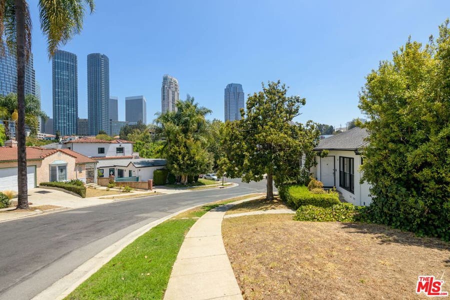 Property photo for 10328 Louisiana Avenue, Los Angeles, CA