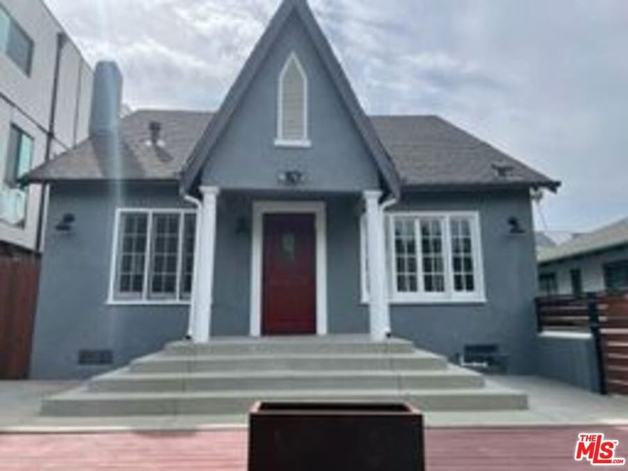 Property photo for 817 N Harvard Boulevard, Los Angeles, CA