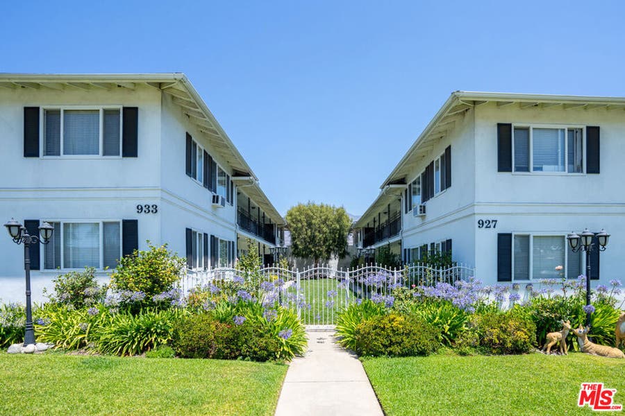 Property photo for 921 W Huntington Drive, Arcadia, CA