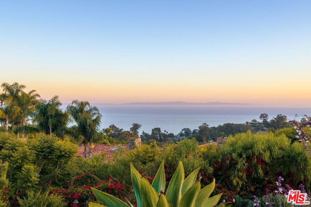 320 Ortega Ridge Road, Santa Barbara, CA 93108