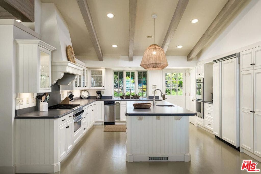 320 Ortega Ridge Road, Santa Barbara, CA 93108