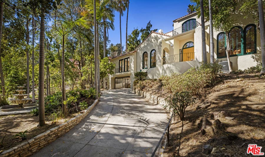 Property photo for 2586 Aberdeen Avenue, Los Angeles, CA