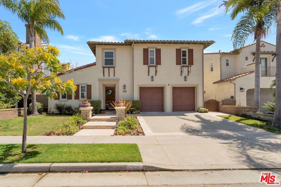Property photo for 7529 Coastal View Drive, Los Angeles, CA