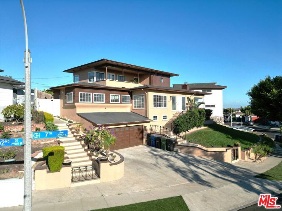 Property photo for 10212 S 7th Avenue, Inglewood, CA