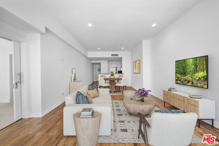 Property photo for 900 W OLYMPIC Boulevard, #31E, Los Angeles, CA