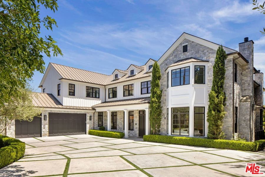 Property photo for 22 Oakmont Drive, Los Angeles, CA