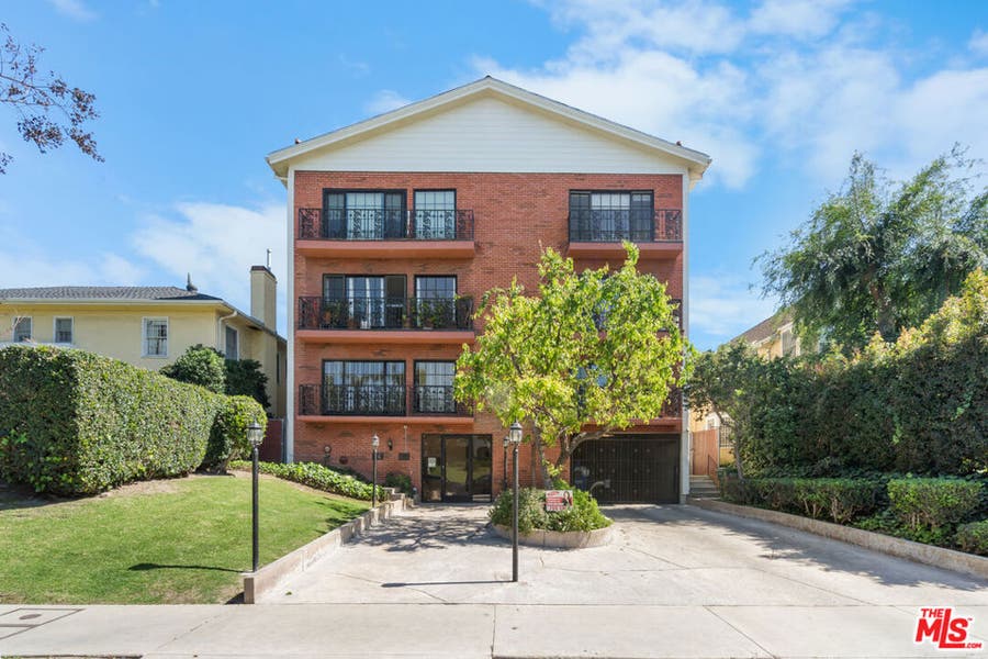 Property photo for 822 S Windsor Boulevard, #102, Los Angeles, CA