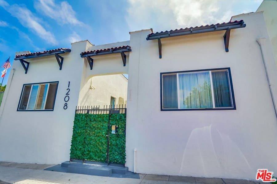 Property photo for 1208 Daisy Avenue, Long Beach, CA