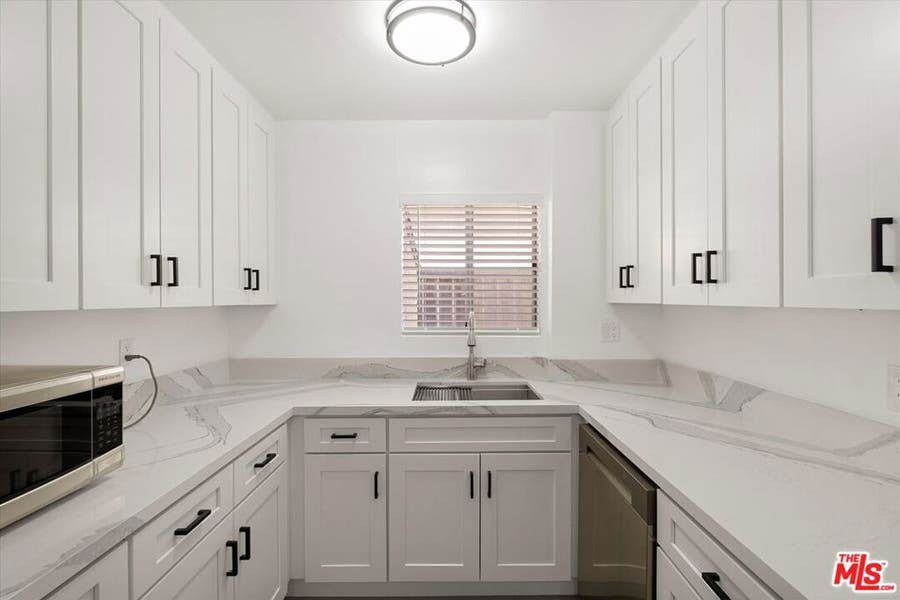 Property photo for 1904 11th Street, #8, Santa Monica, CA
