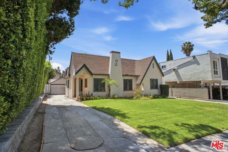 Property photo for 638 E San Jose Avenue, Burbank, CA