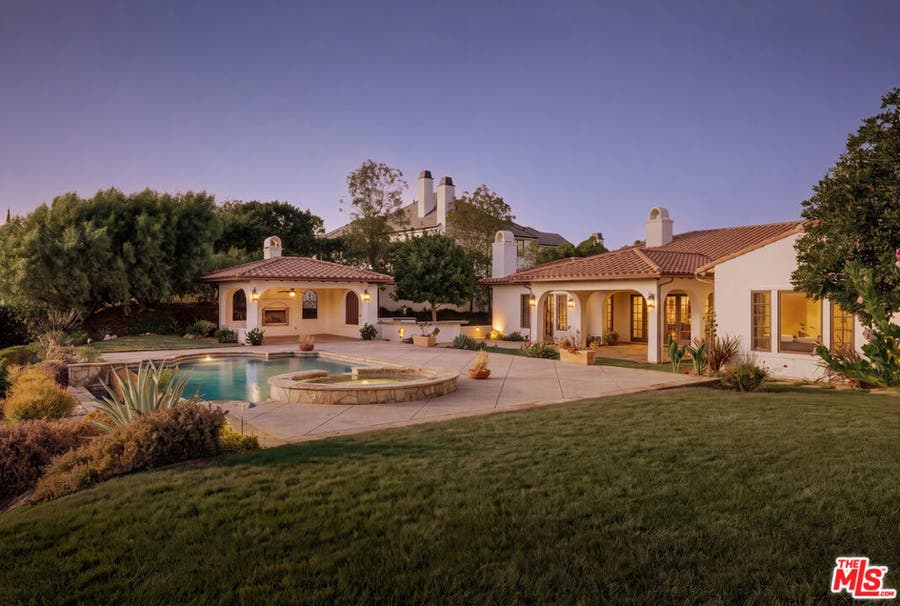 Property photo for 25420 Prado De Azul, Calabasas, CA