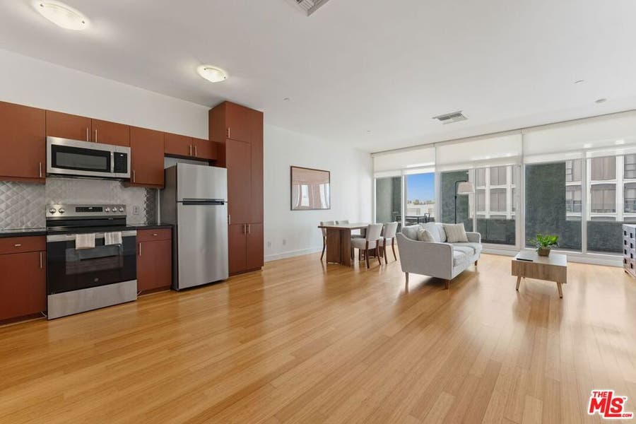 Property photo for 3810 Wilshire Boulevard, #602, Los Angeles, CA