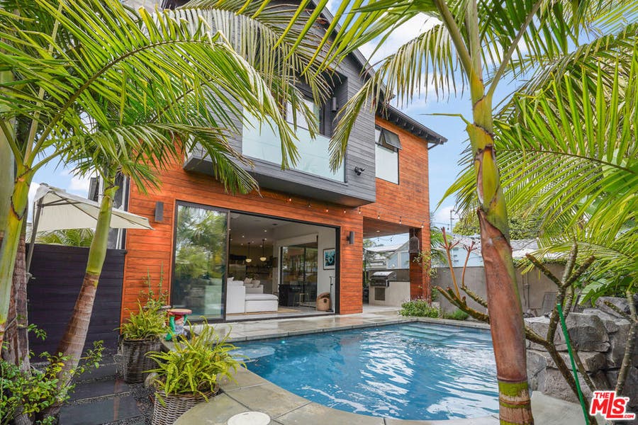 Property photo for 924 Vernon Avenue, Venice, CA