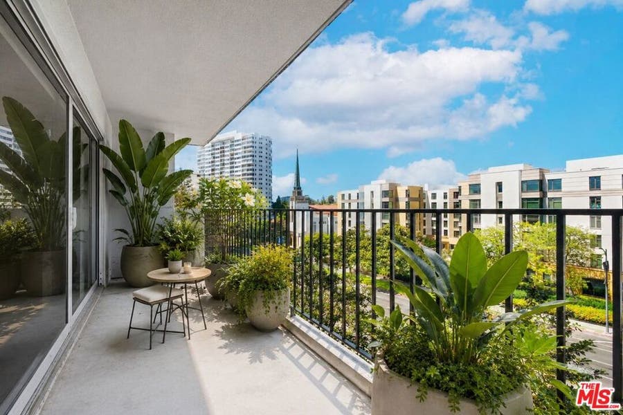 Property photo for 10450 Wilshire Boulevard, #4G, Los Angeles, CA