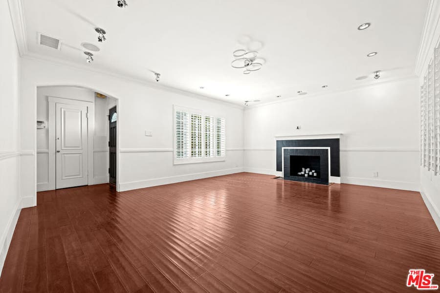 Property photo for 803 S Sycamore Avenue, Los Angeles, CA