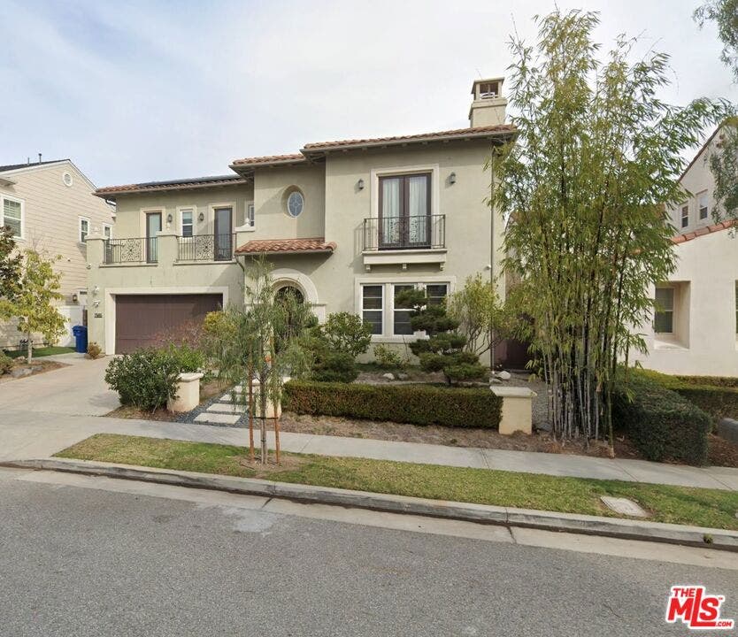 Property photo for 7565 Shore Cliff Drive, Los Angeles, CA