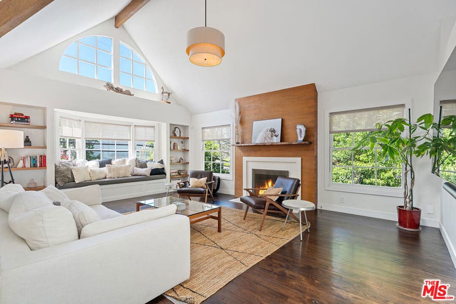 Property photo for 8926 Wonderland Avenue, Los Angeles, CA