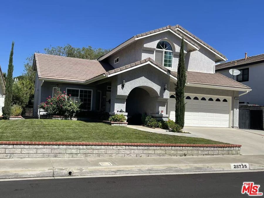 Property photo for 28735 Citrus Place, Santa Clarita, CA
