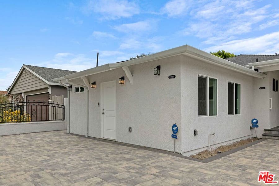 Property photo for 6930 Babcock Avenue, North Hollywood, CA
