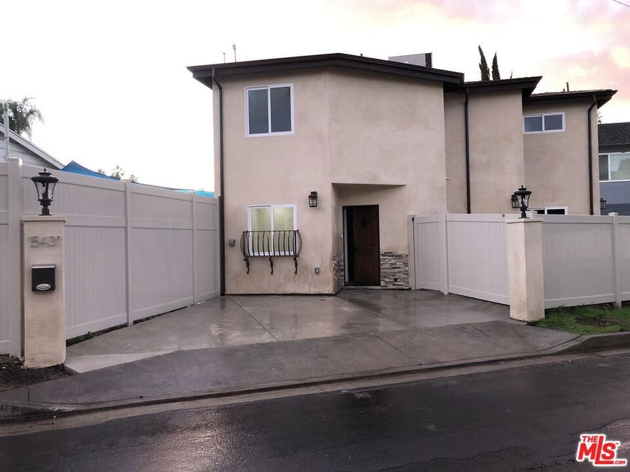 Property photo for 15431 HUSTON Street, Sherman Oaks, CA