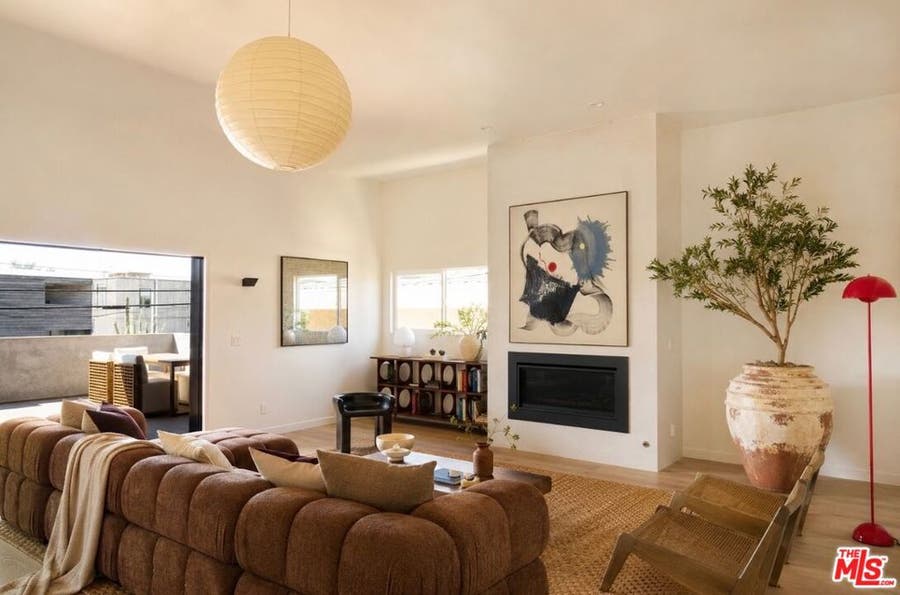 Property photo for 2411 Abbot Kinney Boulevard, Los Angeles, CA