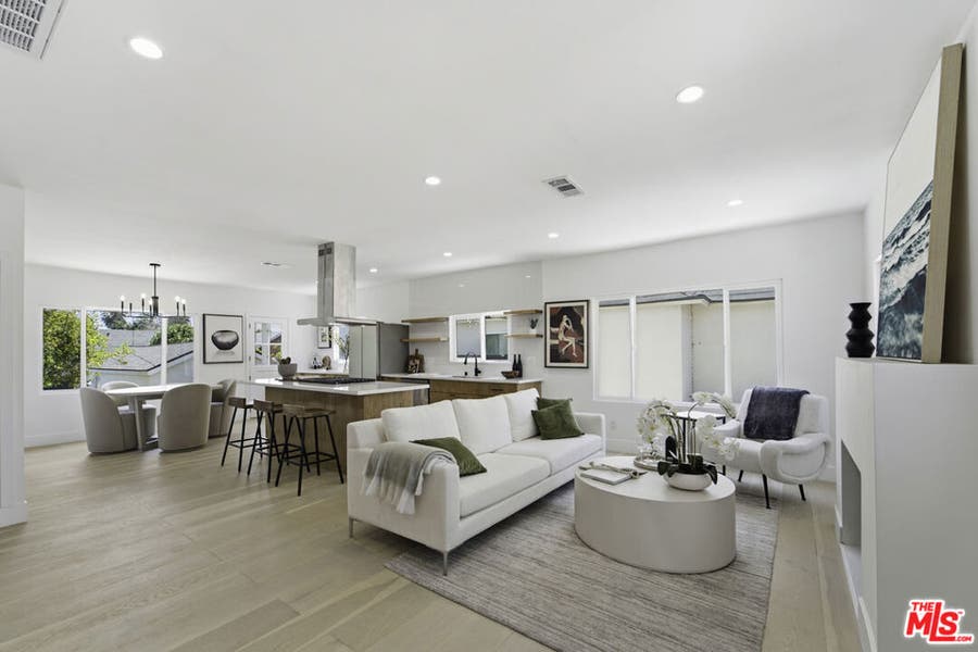 Property photo for 6018 S Harcourt Avenue, Los Angeles, CA