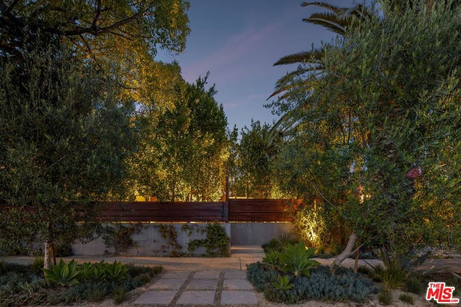 Property photo for 2106 Glyndon Avenue, Venice, CA