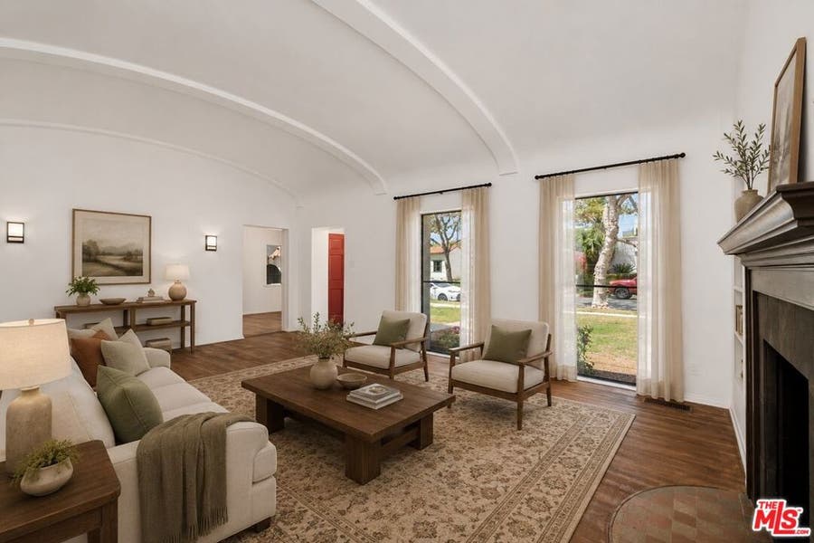 Property photo for 340 S Maple Drive, Beverly Hills, CA