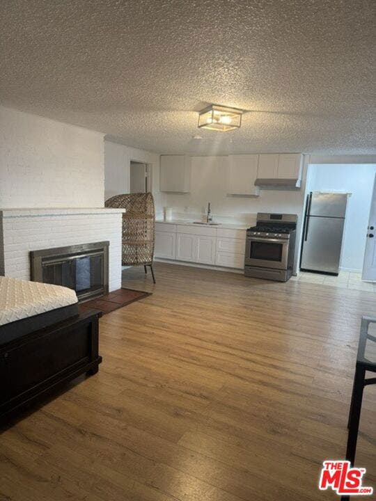 Property photo for 4933 Presidio Drive, Los Angeles, CA