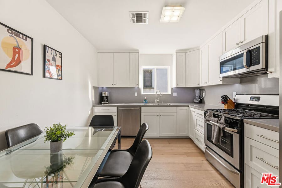 Property photo for 2741 S Palm Grove Avenue, Los Angeles, CA
