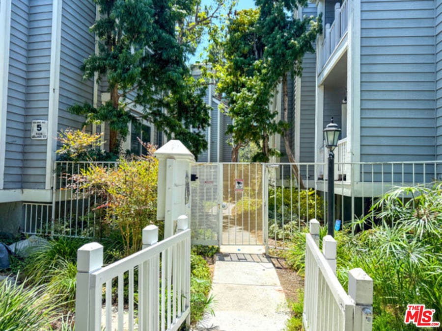 Property photo for 8505 Gulana Avenue, #4206, Los Angeles, CA