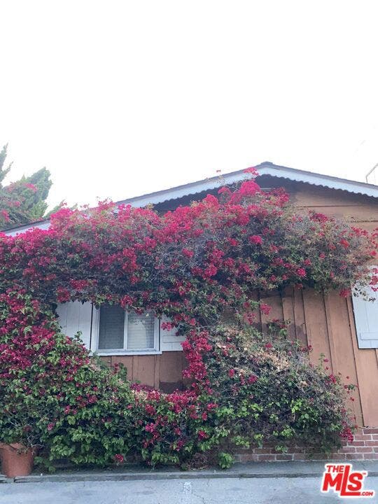 Property photo for 11317 Iowa Avenue, Los Angeles, CA
