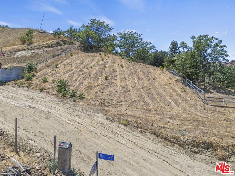 Property photo for 0 Hill St, Val Verde, CA