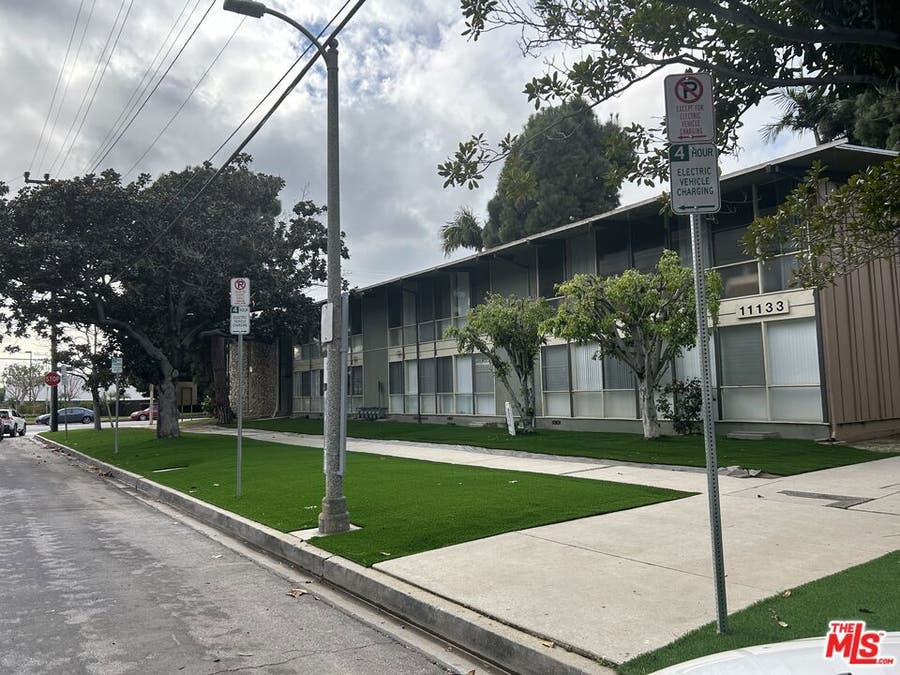 Property photo for 11133 Rose Avenue, #5, Los Angeles, CA