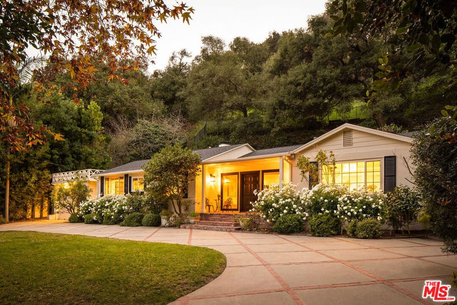 Property photo for 2533 Benedict Canyon Drive, Beverly Hills, CA