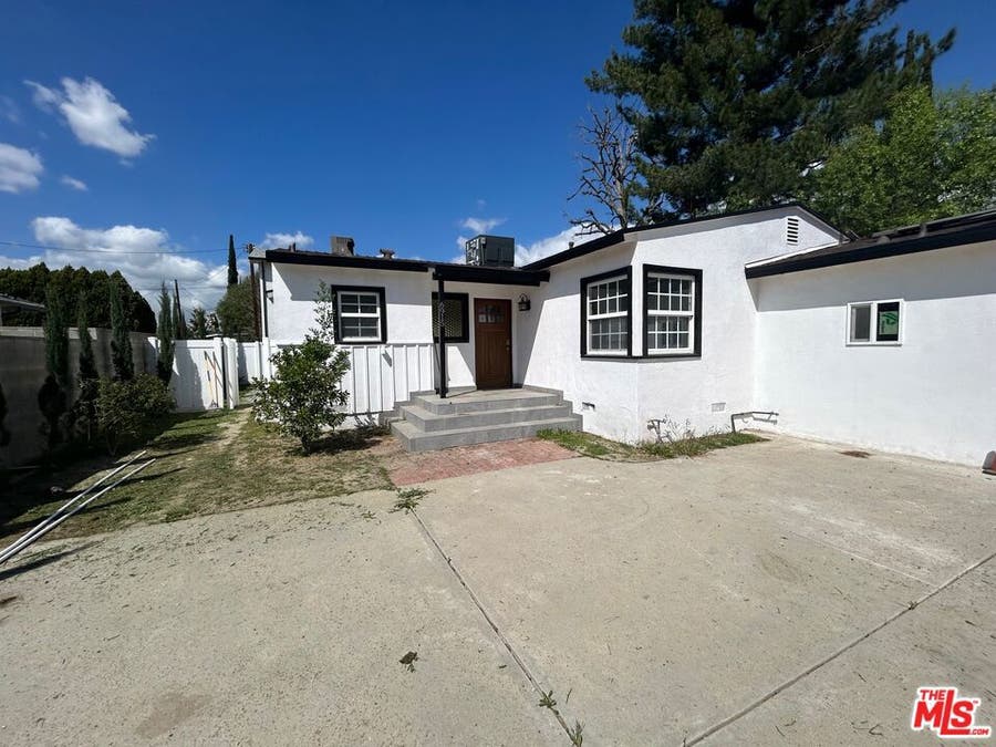 Property photo for 6915 Laramie Avenue, Winnetka, CA