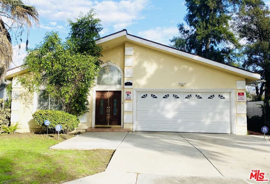 Property photo for 5960 Topeka Drive, Los Angeles, CA