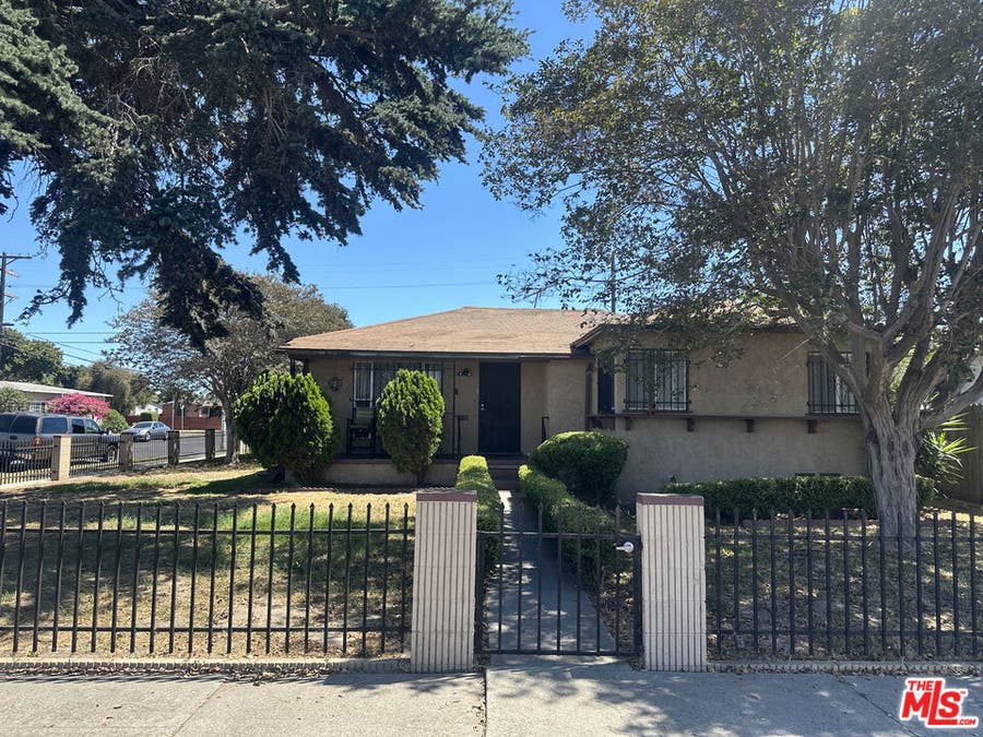 Property photo for 748 E Century Boulevard, Los Angeles, CA